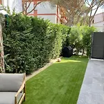 アパート Avinguda Madrid 27 Bajos 1ª *