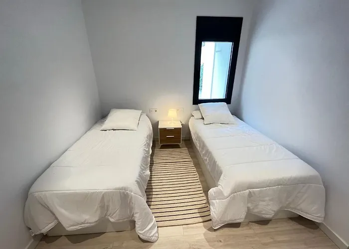 Avinguda Madrid 27 Bajos 1ª Castell-Platja d'Aro